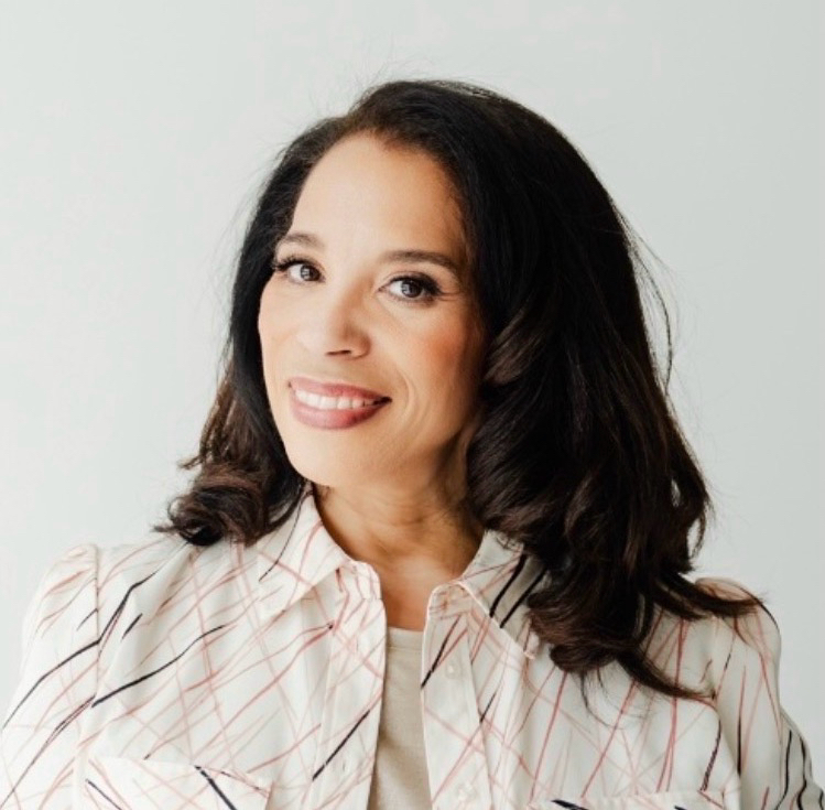 Dr. Angélica Pérez-Litwin, clinical psychologist and author